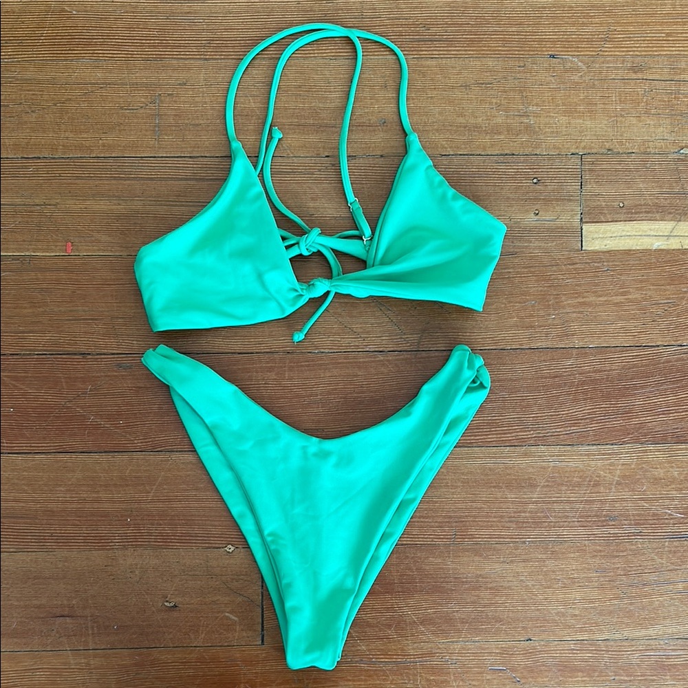 Skatie Bikini Set in Green Size S